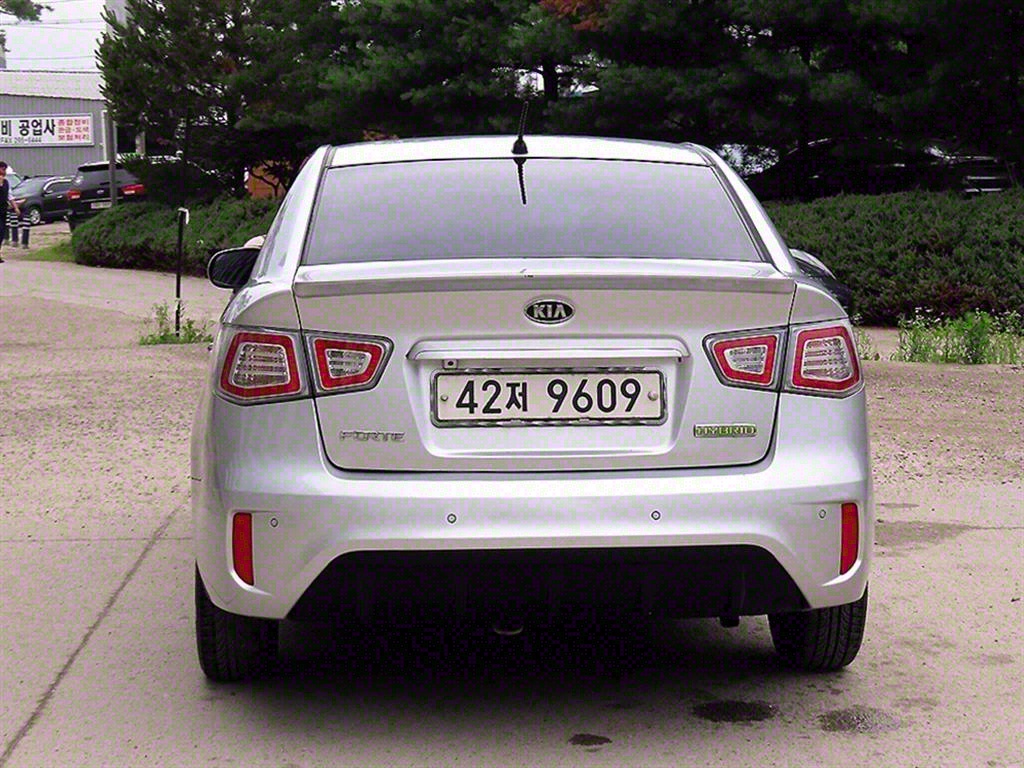 KIA Forte - Vista 4