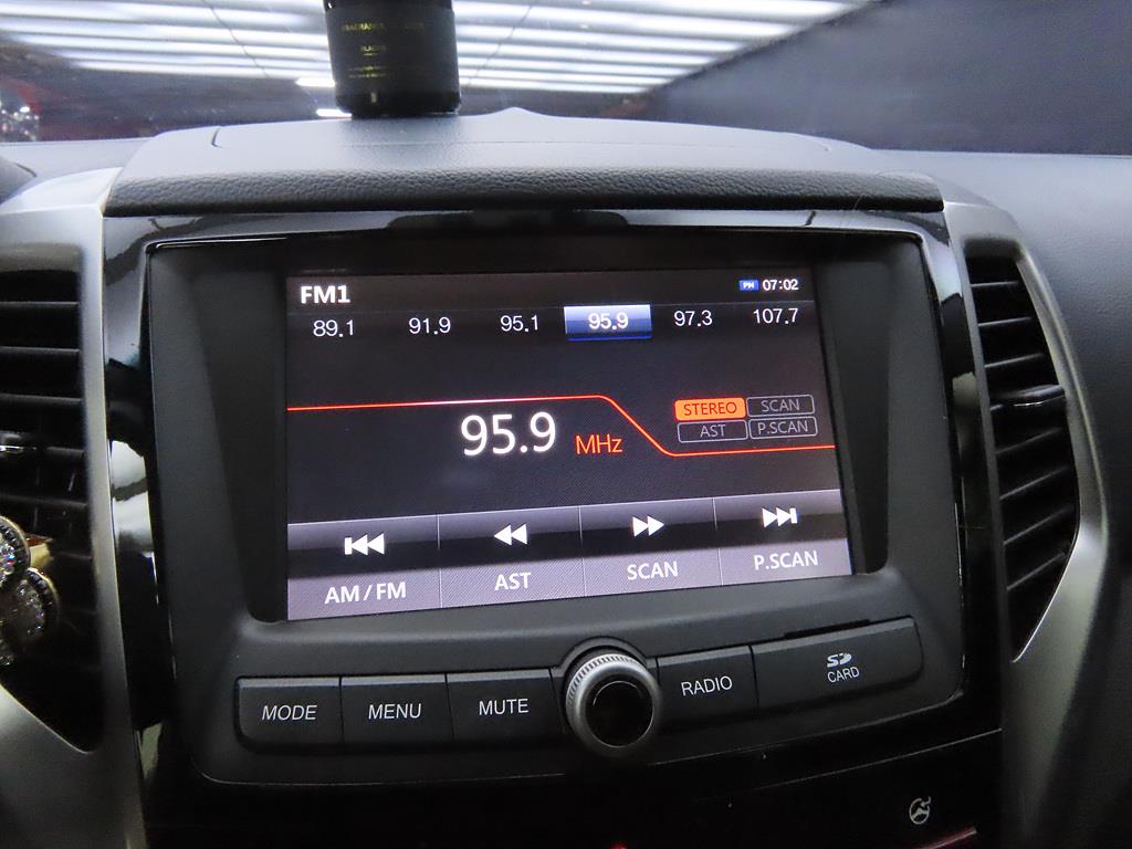 Ssangyong Tivoli - Vista 11