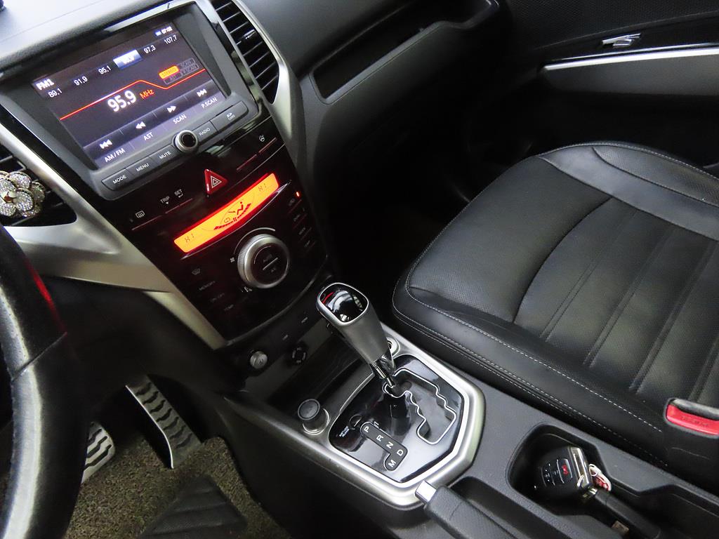 Ssangyong Tivoli - Vista 10