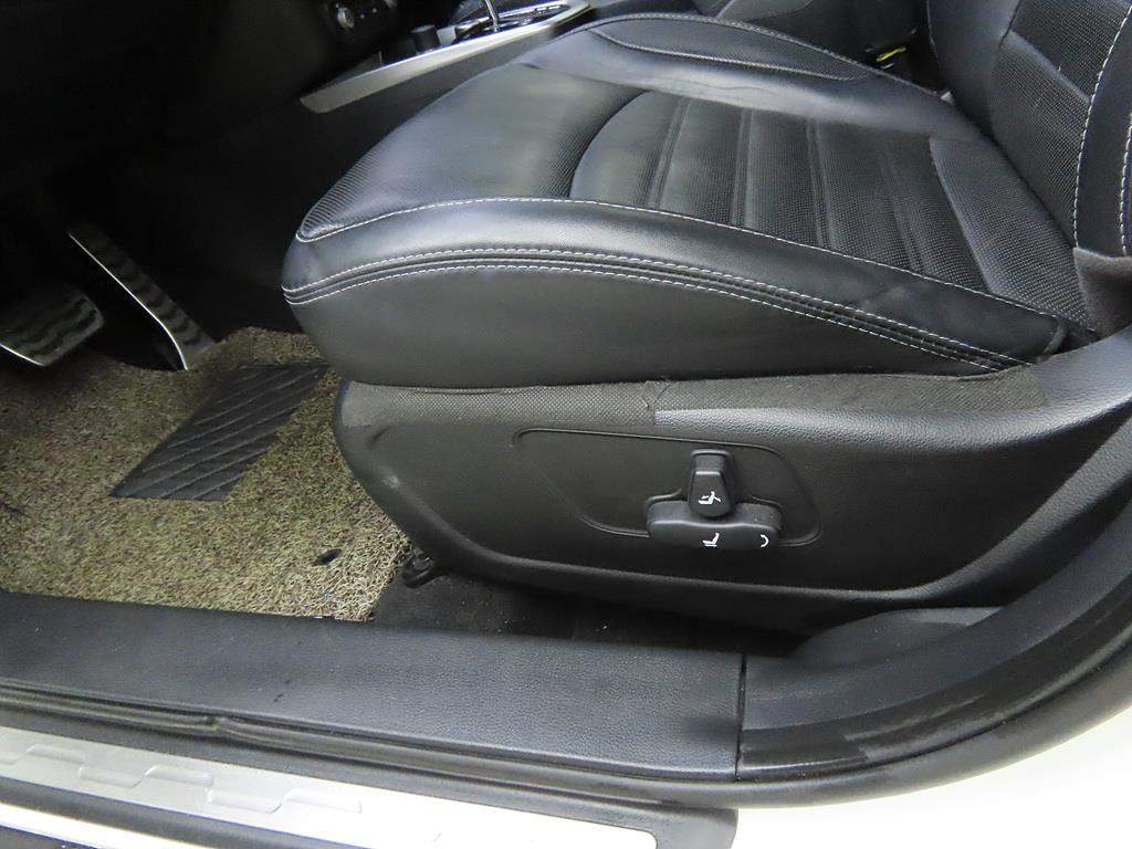 Ssangyong Tivoli 2015 Blanco - Importación desde Corea - HF Imports Iquique - Foto 17