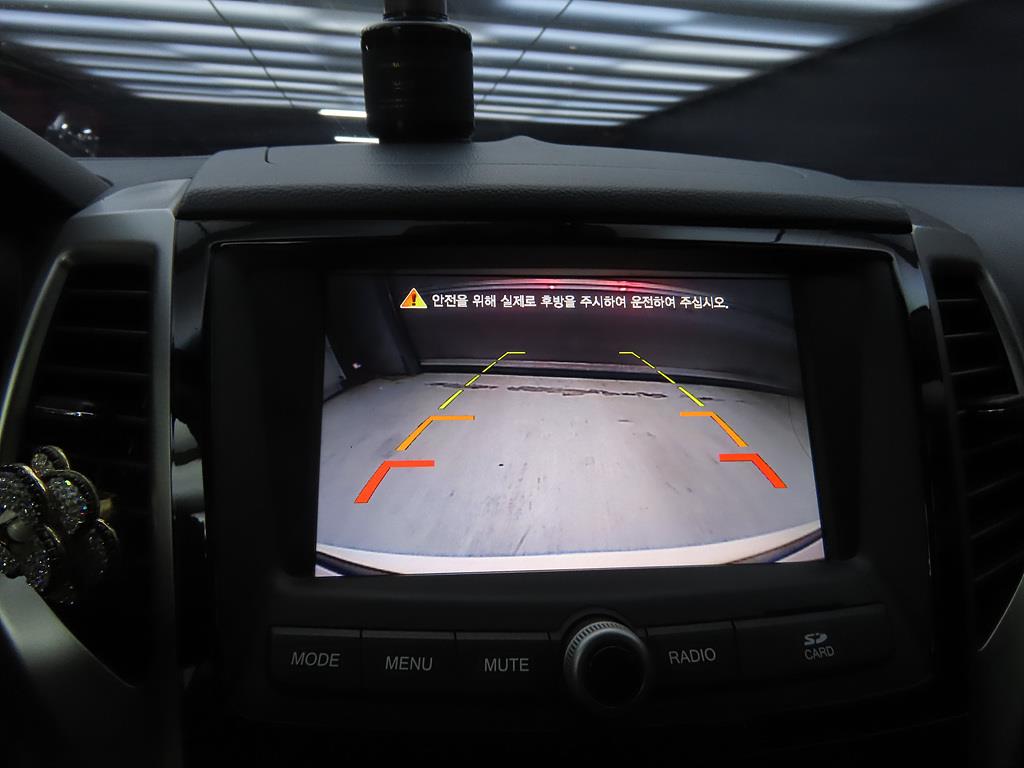 Ssangyong Tivoli - Vista 12