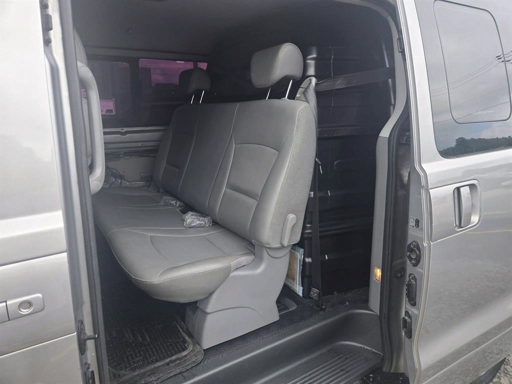 HYUNDAI Starex 2012 Gris - Importación desde Corea - HF Imports Iquique - Foto 13