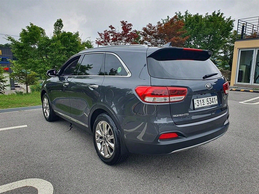 KIA Sorento - Vista 4
