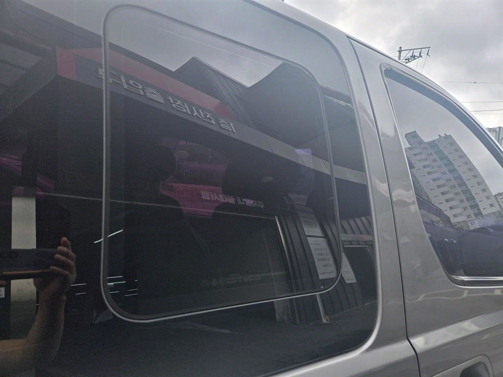 HYUNDAI Starex 2012 Gris - Importación desde Corea - HF Imports Iquique - Foto 15