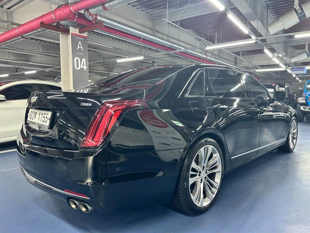 Cadillac CT6 - Vista 4