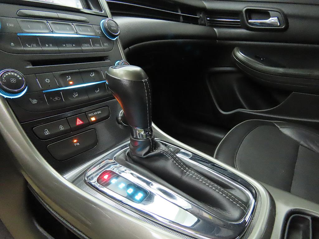 Chevrolet Malibu - Vista 11