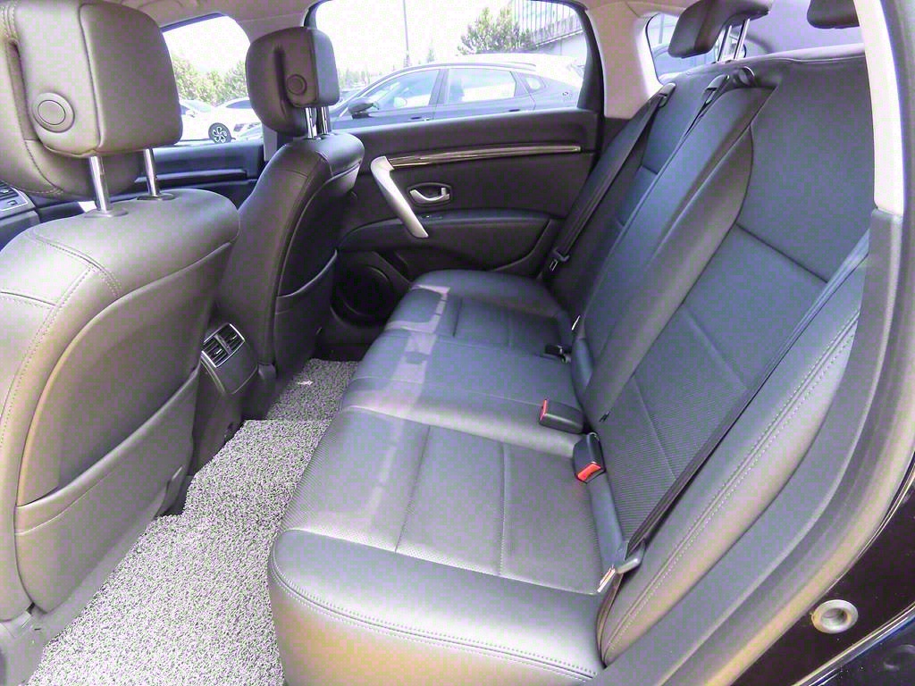 SAMSUNG SM7 - Vista 8