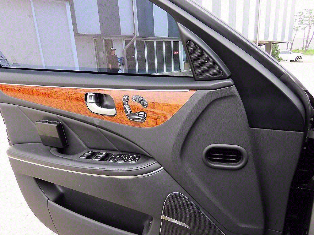 HYUNDAI Equus - Vista 11