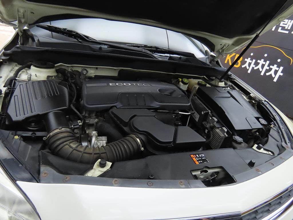 Chevrolet Malibu 2012 Blanco - Importación desde Corea - HF Imports Iquique - Foto 19