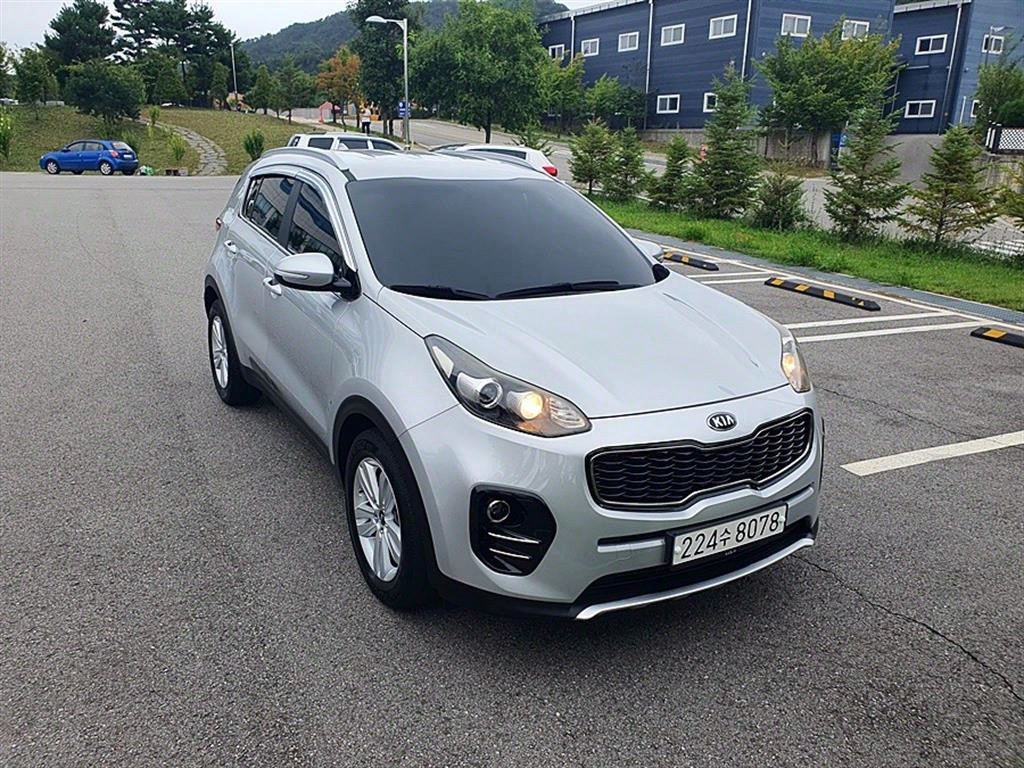 KIA Sportage - Vista 8