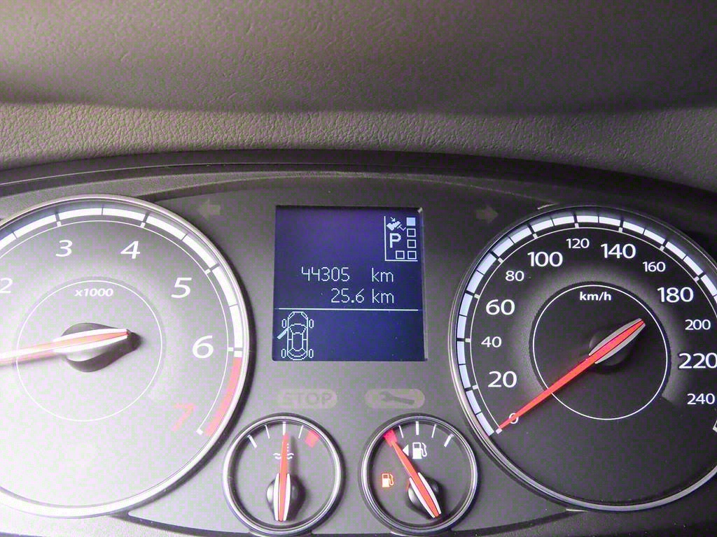 SAMSUNG SM7 - Vista 9