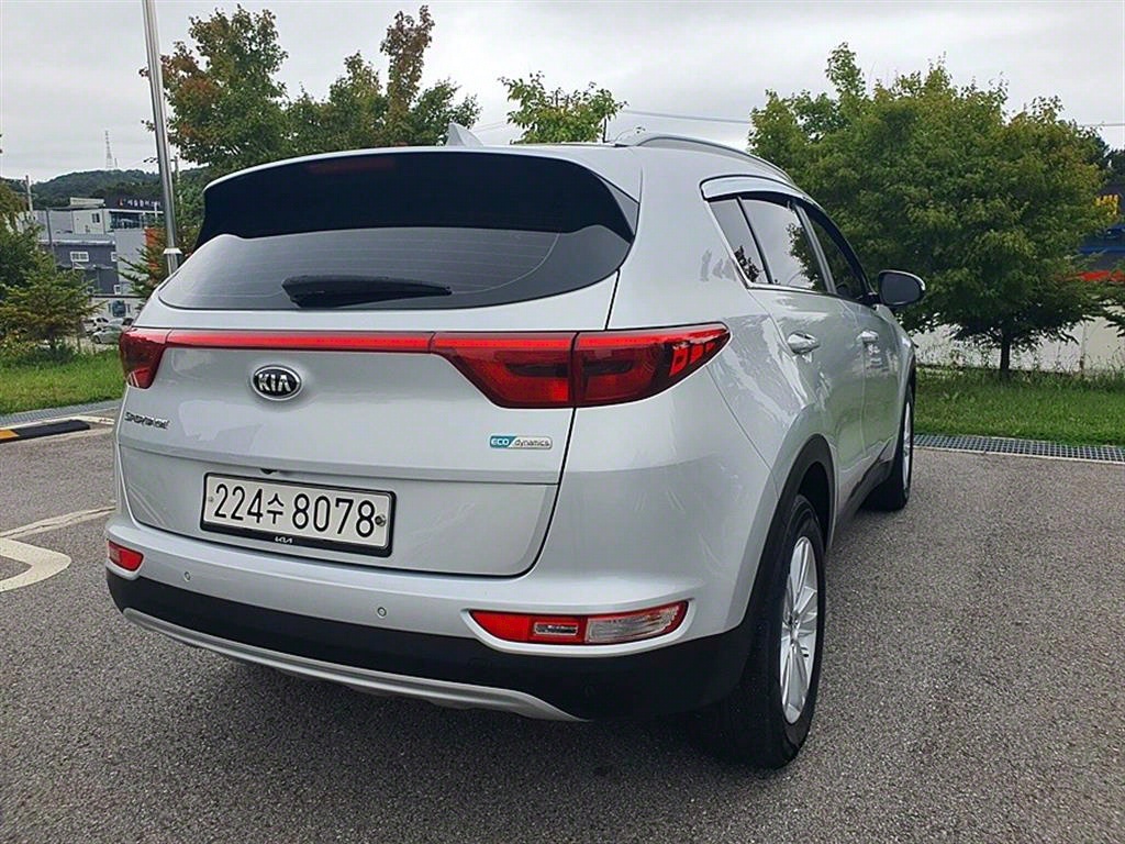 KIA Sportage - Vista 6