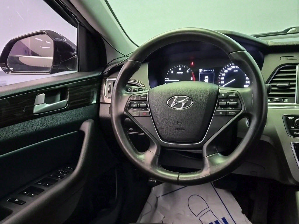 HYUNDAI Sonata - Vista 9