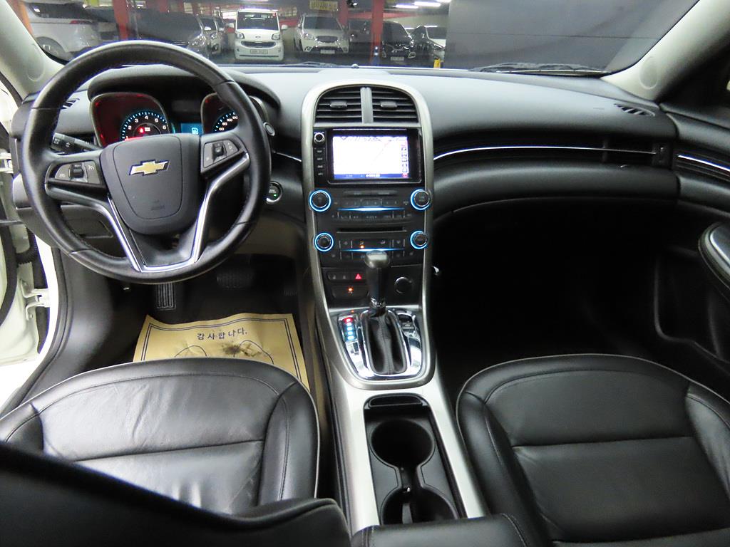 Chevrolet Malibu - Vista 7