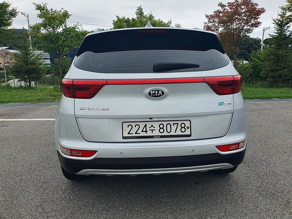 KIA Sportage - Vista 5