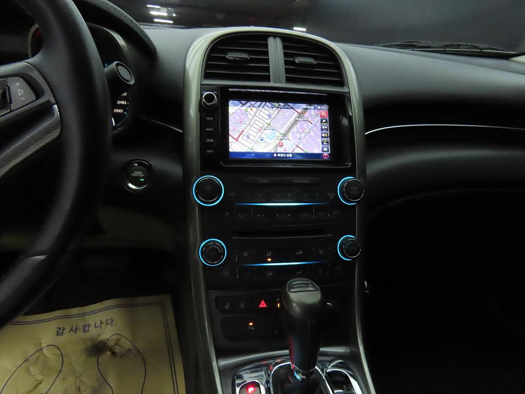 Chevrolet Malibu - Vista 10