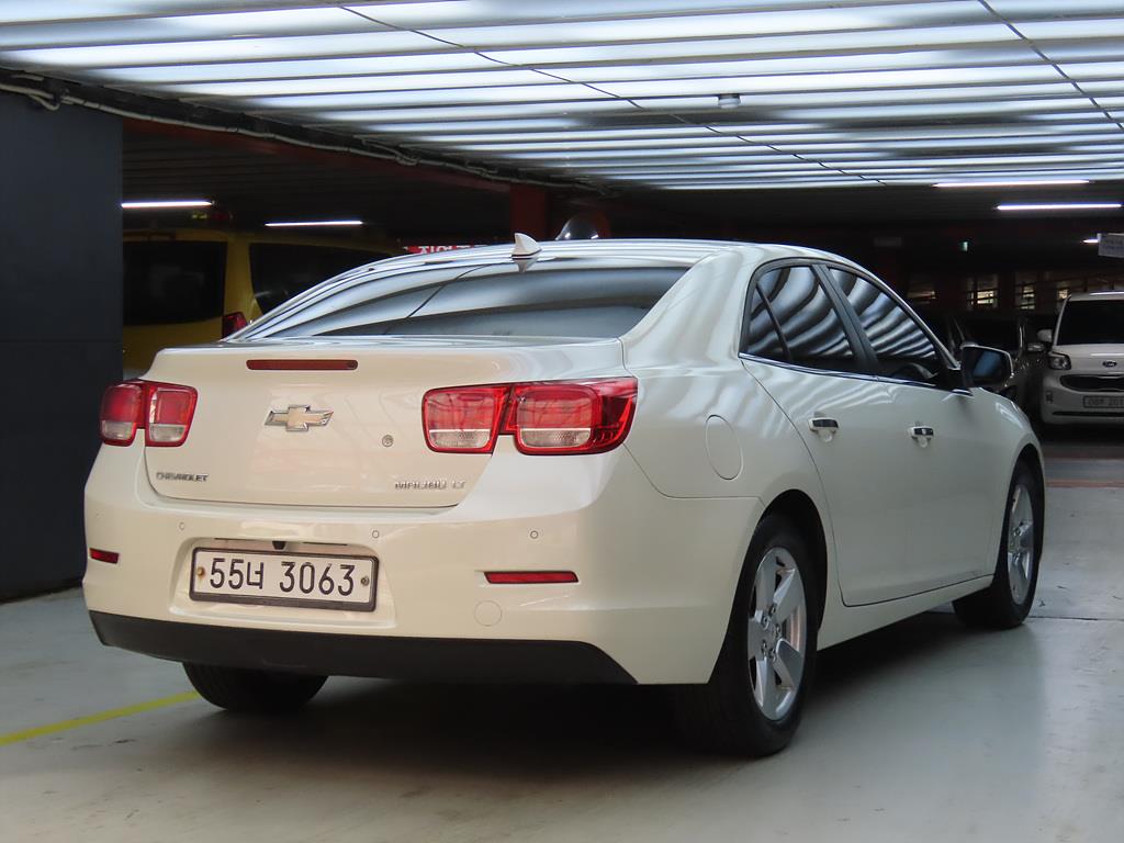 Chevrolet Malibu - Vista 4