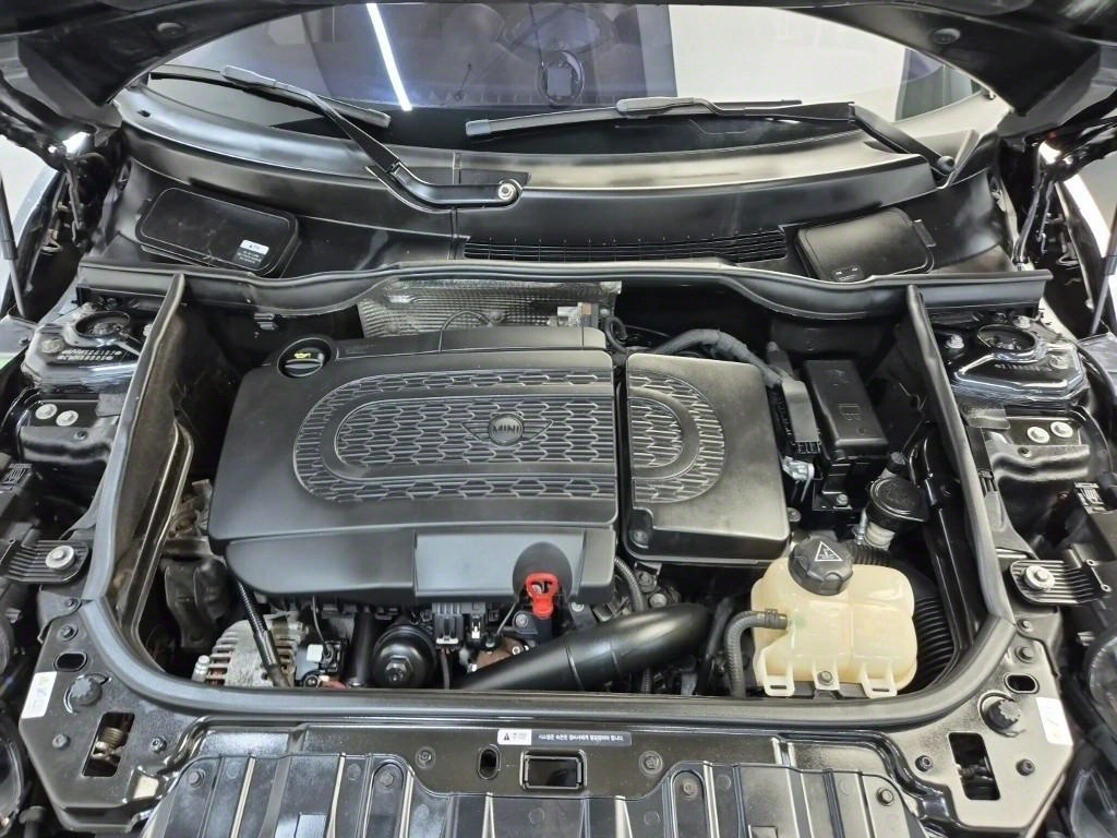 Mini Countryman - Vista 4