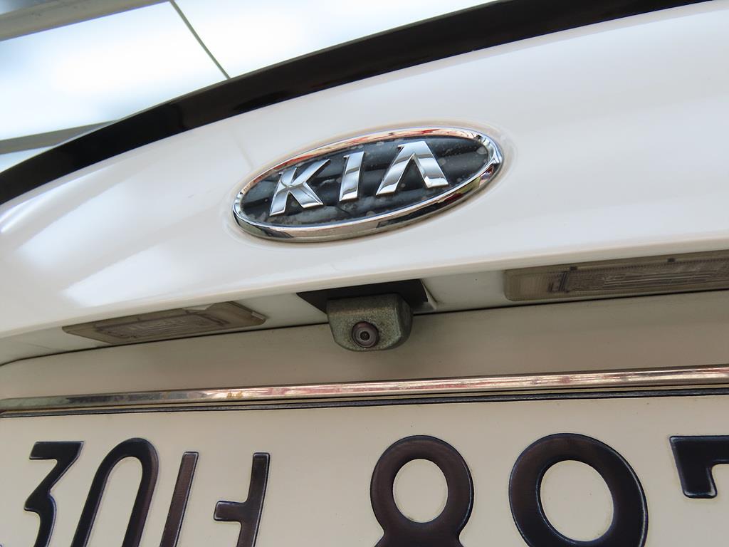 KIA K5 2011 Blanco - Importación desde Corea - HF Imports Iquique - Foto 17