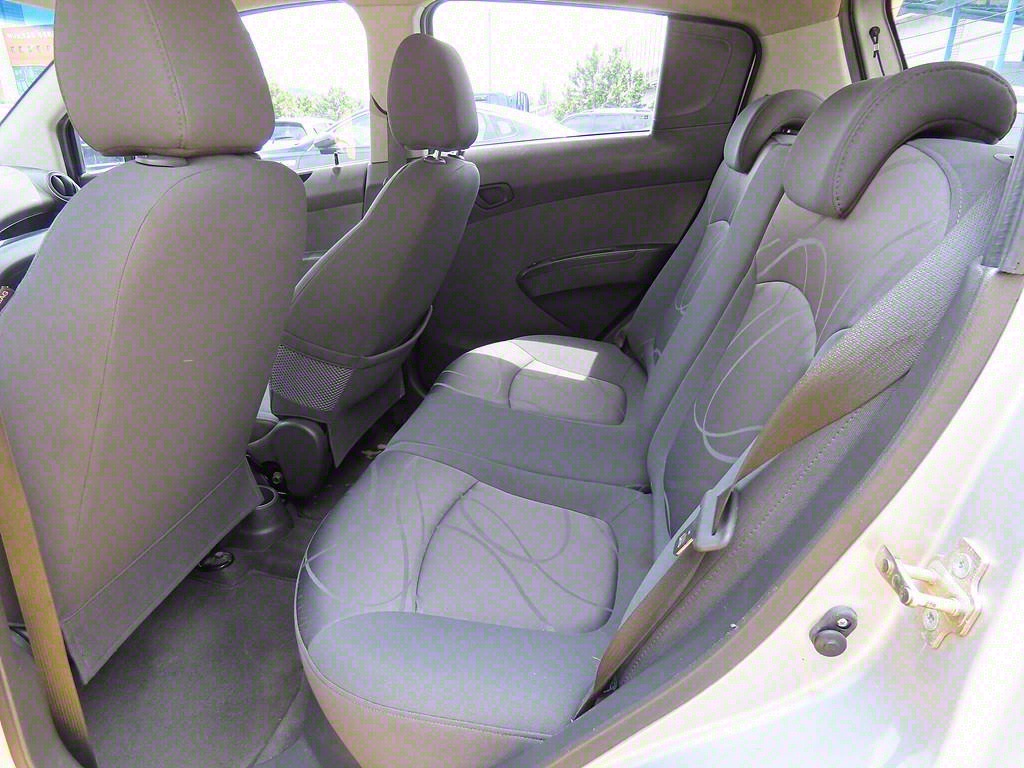 Chevrolet Spark - Vista 8