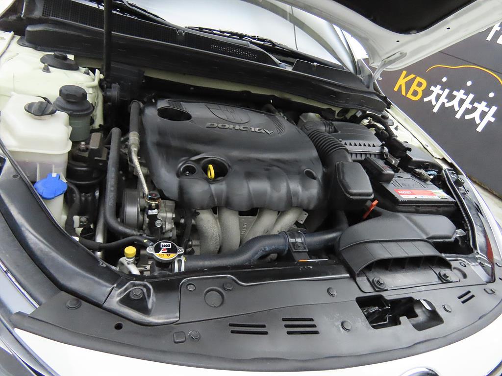 KIA K5 2011 Blanco - Importación desde Corea - HF Imports Iquique - Foto 19