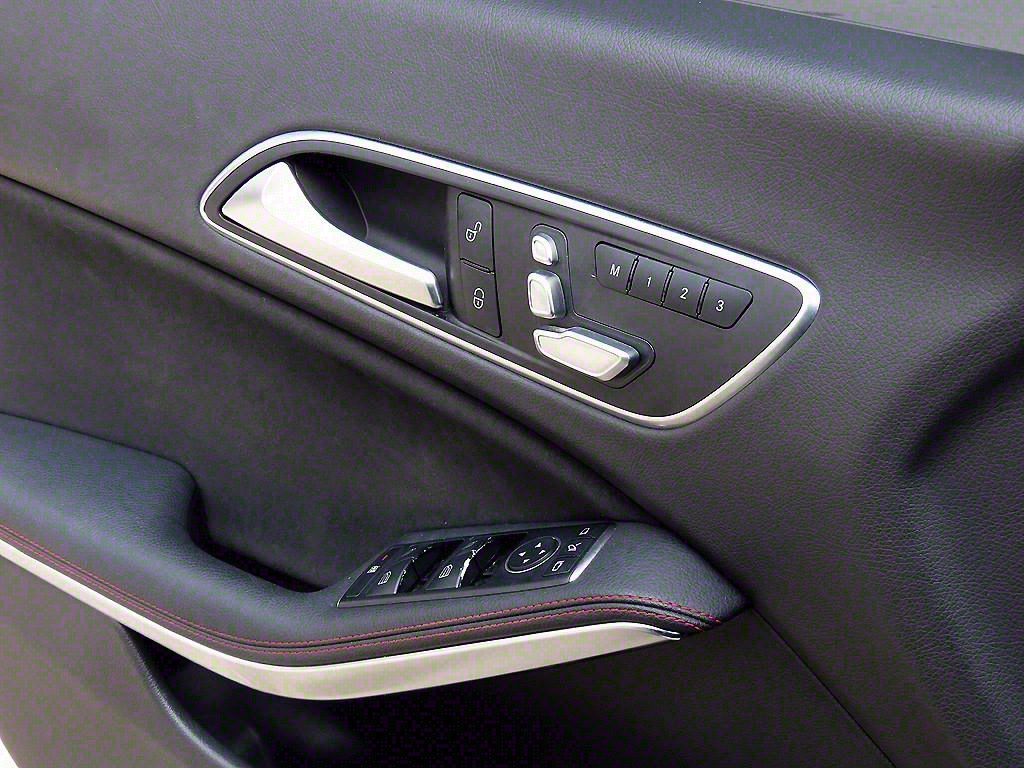 Mercedes Benz CLA Class - Vista 12