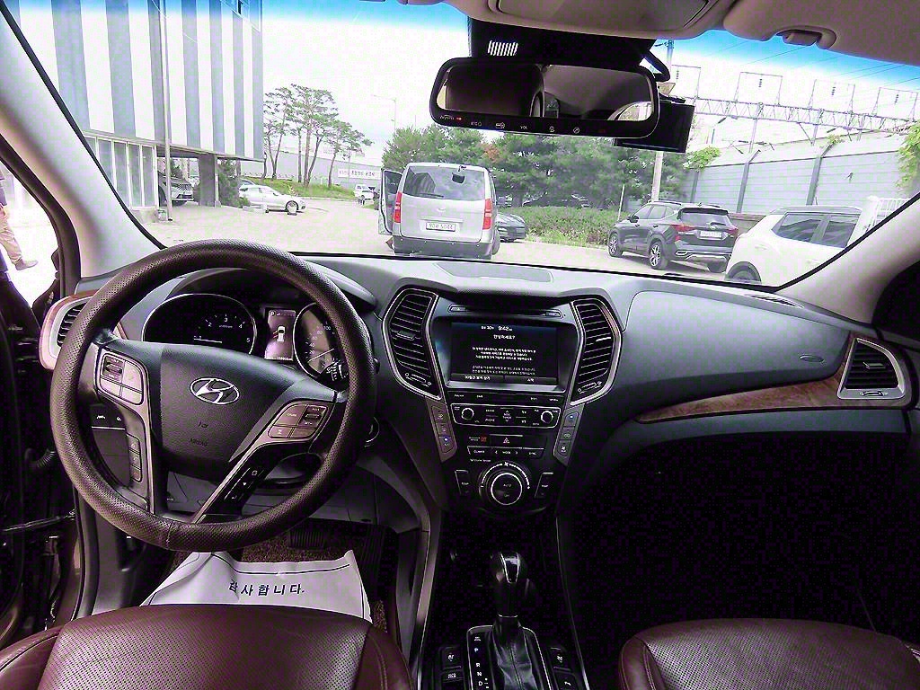 HYUNDAI Maxcruz - Vista 7