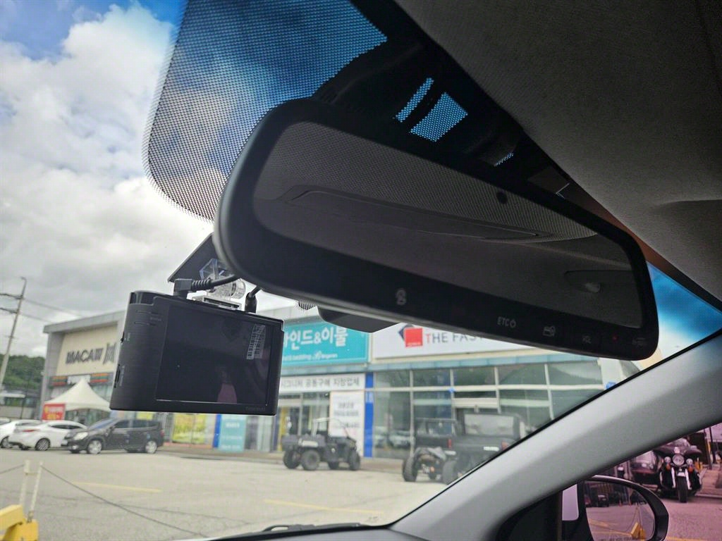 HYUNDAI Avante - Vista 8