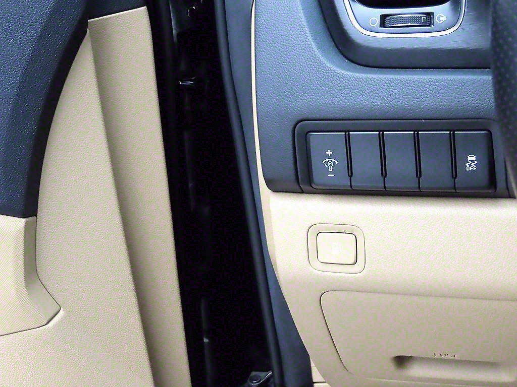 KIA Carnival - Vista 11