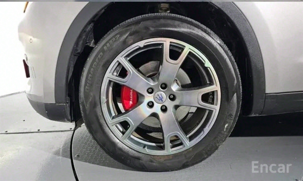 Maserati Levante - Vista 5