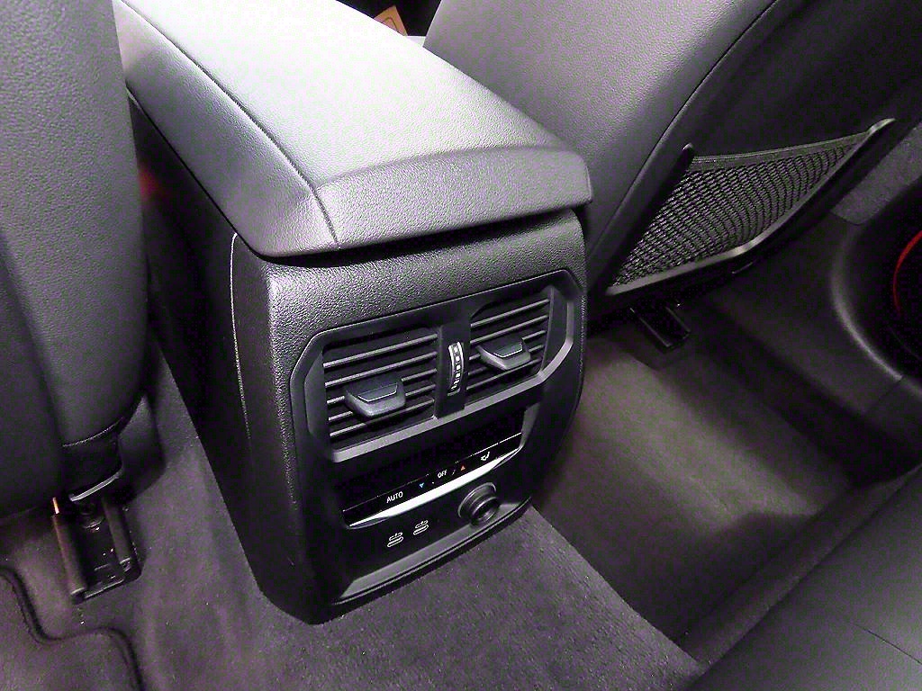 BMW 3 series 2020 Rojo - Importación desde Corea - HF Imports Iquique - Foto 17