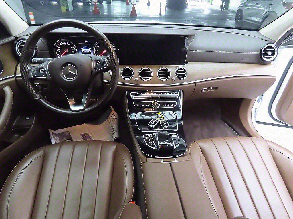 Mercedes Benz E class 2018 Blanco - Importación desde Corea - HF Imports Iquique - Foto 9