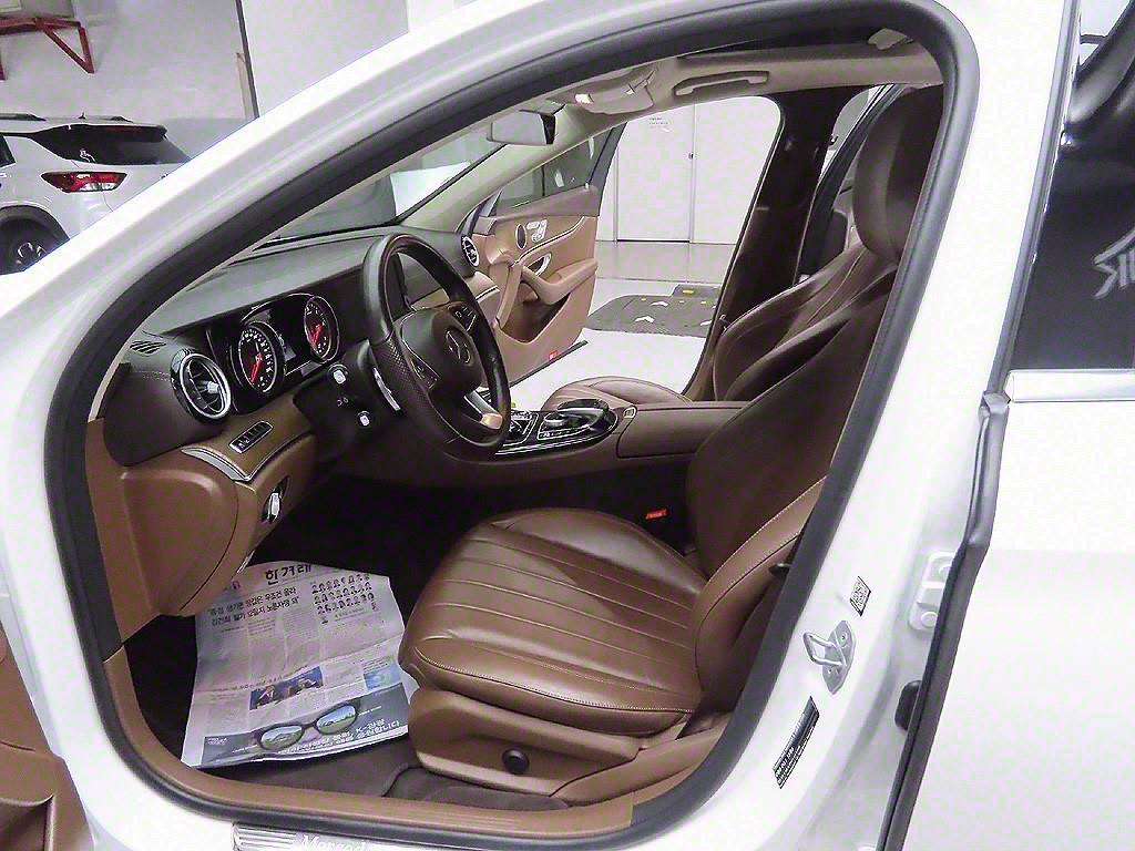 Mercedes Benz E class 2018 Blanco - Importación desde Corea - HF Imports Iquique - Foto 10