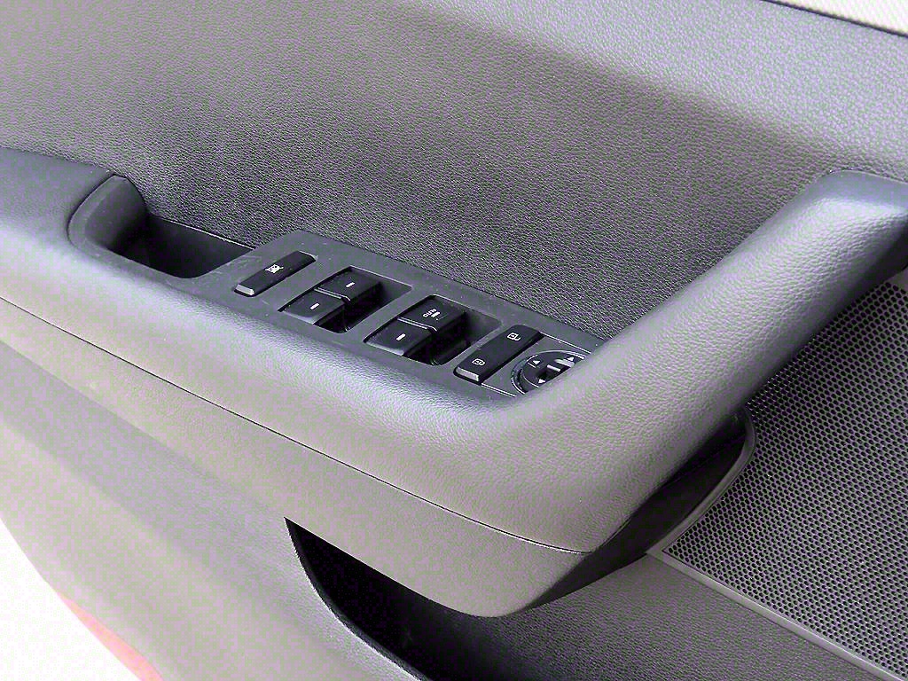 HYUNDAI Sonata - Vista 11