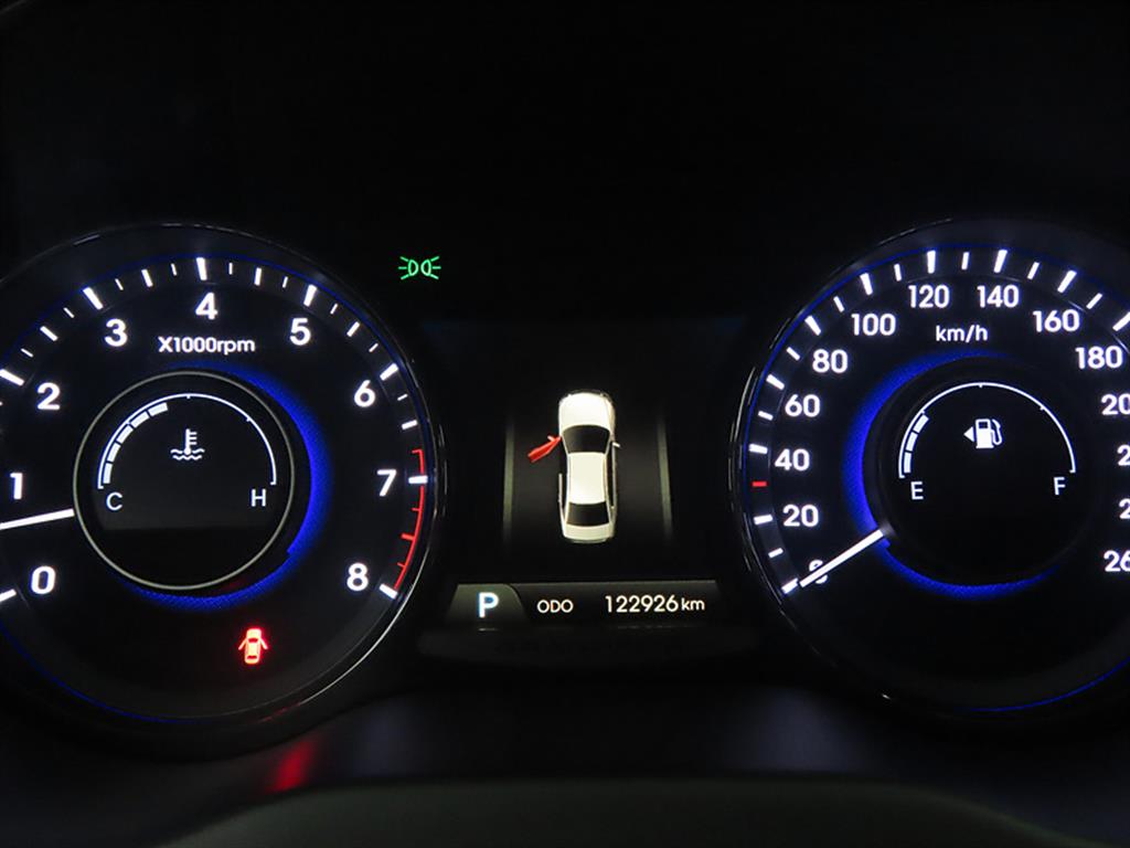 HYUNDAI Grandeur - Vista 9