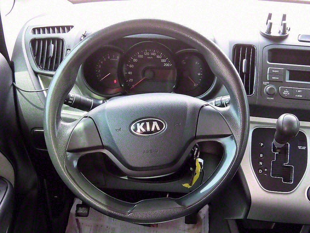 KIA Ray - Vista 6