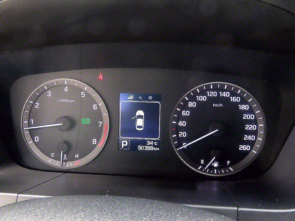 HYUNDAI Sonata - Vista 9