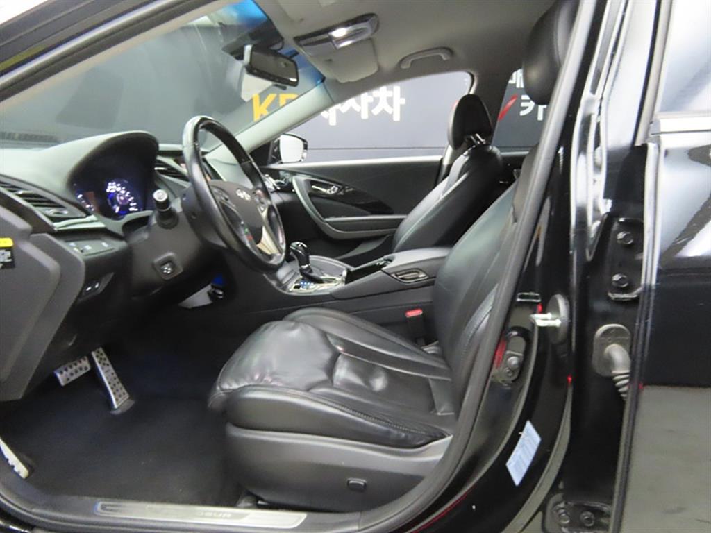 HYUNDAI Grandeur - Vista 5