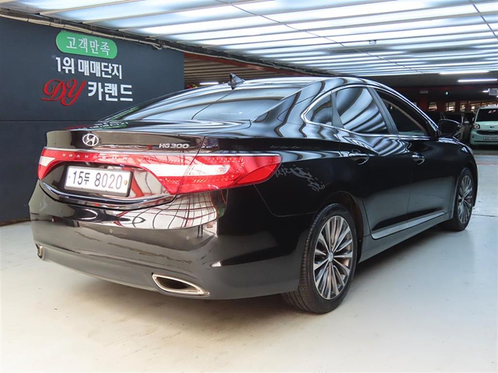 HYUNDAI Grandeur - Vista 4