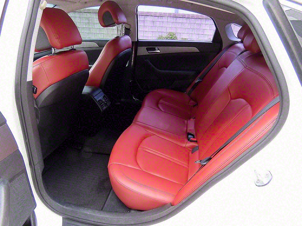 HYUNDAI Sonata - Vista 6