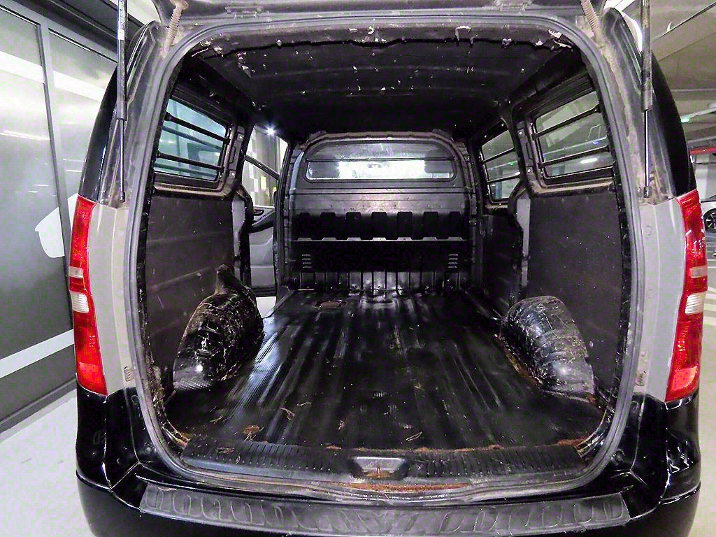 HYUNDAI Starex 2011 Negro - Importación desde Corea - HF Imports Iquique - Foto 15