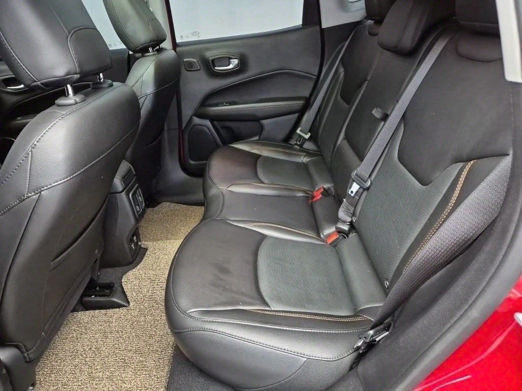 Jeep Compass - Vista 12