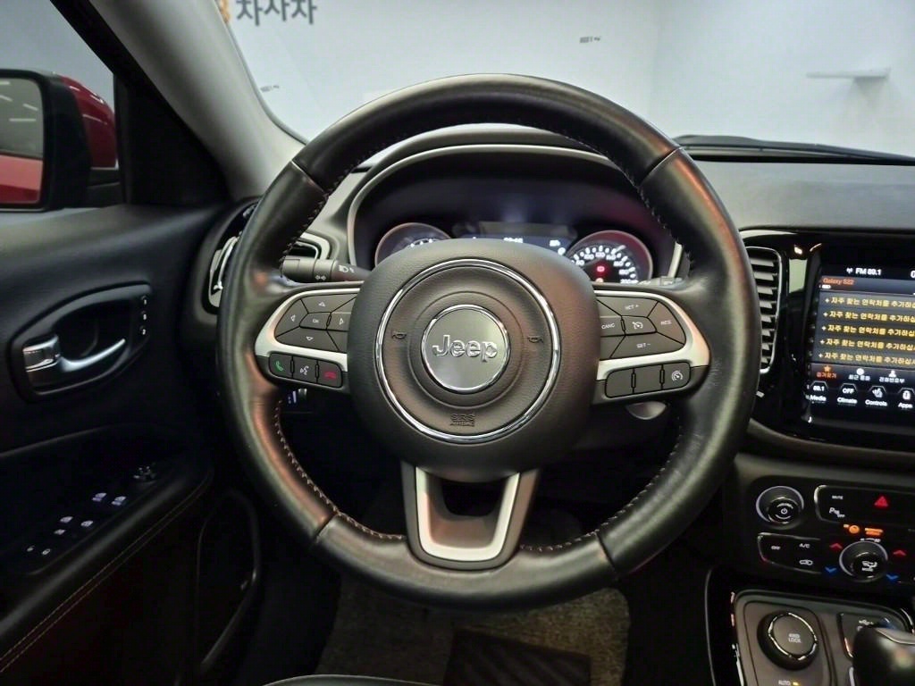 Jeep Compass - Vista 9