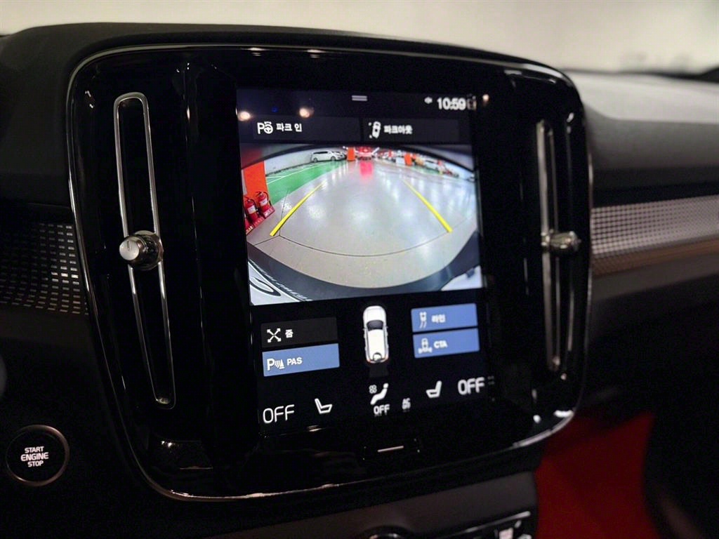 Volvo XC40 2019 Negro - Importación desde Corea - HF Imports Iquique - Foto 15