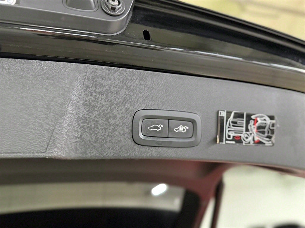 Volvo XC40 - Vista 8