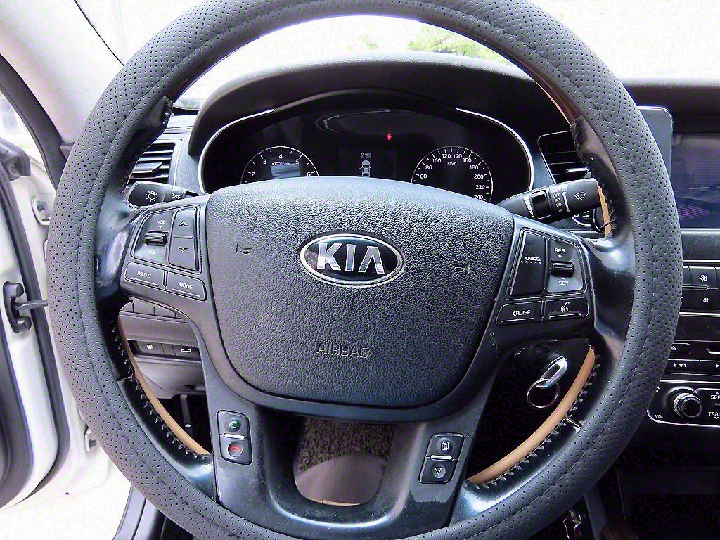 KIA K7 - Vista 8