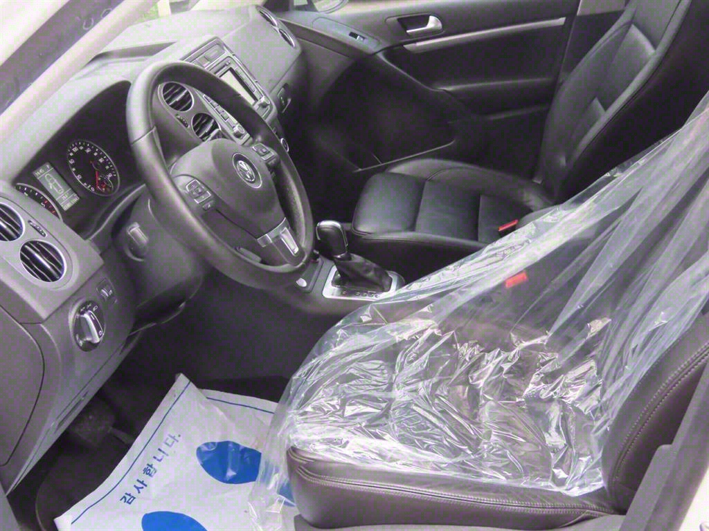 Volkswagen Tiguan - Vista 9