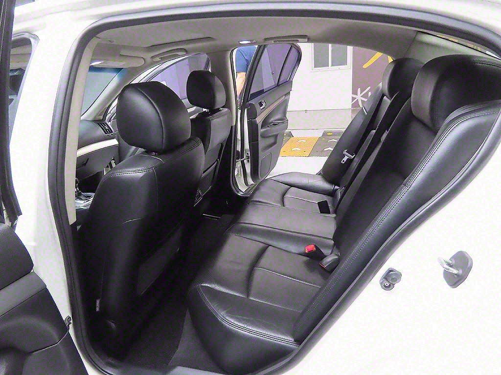 Infiniti G 2010 Blanco - Importación desde Corea - HF Imports Iquique - Foto 8