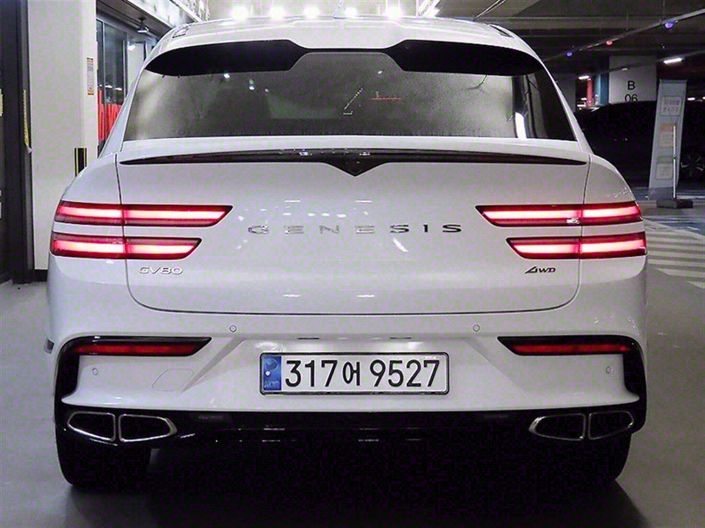 Genesis GV80 - Vista 5