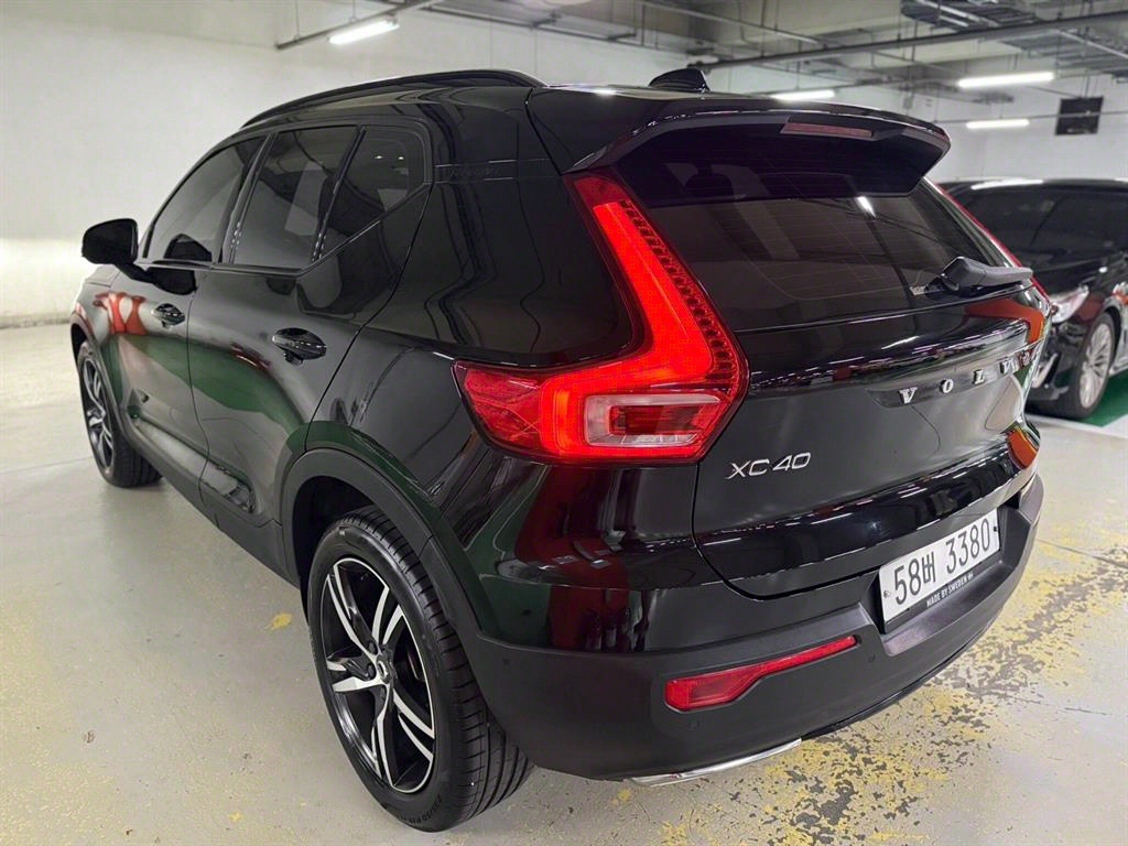 Volvo XC40 2019 Negro - Importación desde Corea - HF Imports Iquique - Foto 20